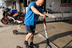 okruhari_paddock_220808_0022