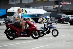 okruhari_paddock_220808_0031