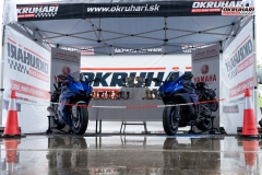 okruhari_paddock_220808_0044