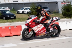 okruhari_paddock_220809_0074
